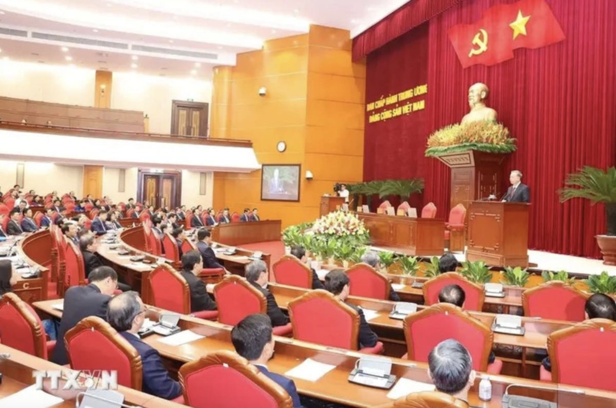 13th Party Central Committee wraps up 10th session